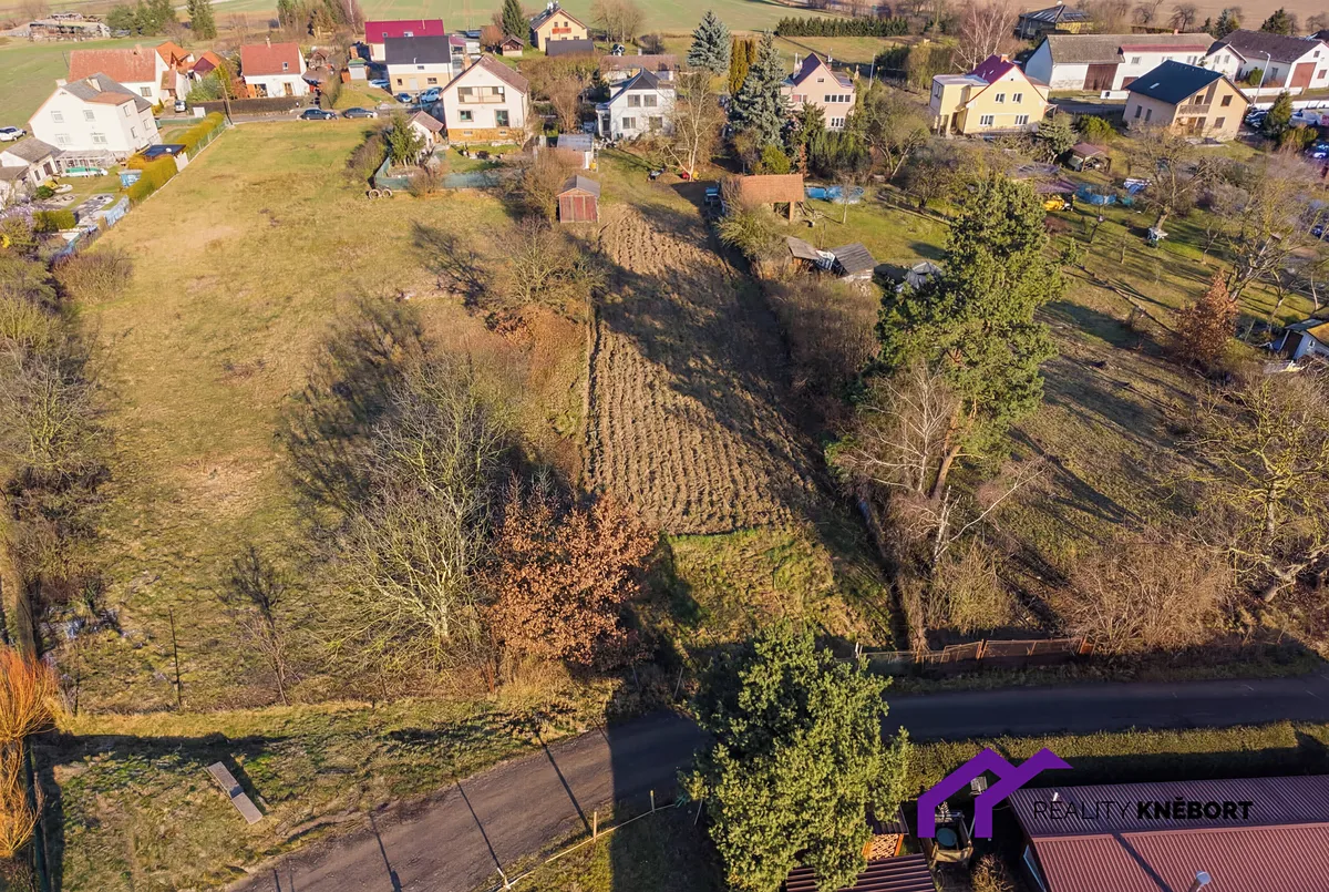 Prodej stavebního pozemku 1017 m²
